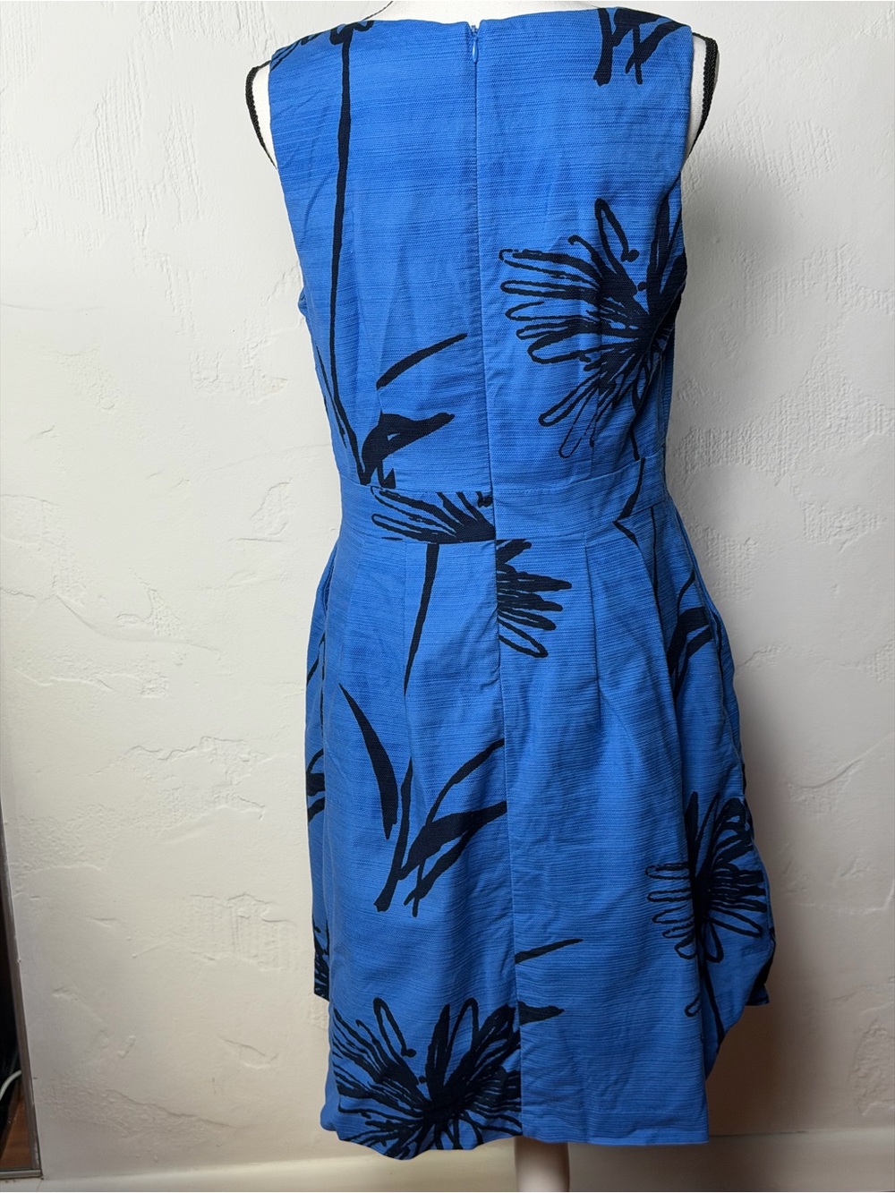 Boden Royal Blue Floral Midi Dress with Black Print- perfect size 8 - Picture 8 of 16